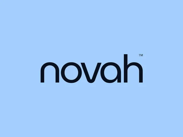 novah lowercase rounded-geometric wordmark, minimal, geometric, light