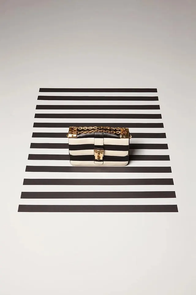 Horizontal Line Identity System, minimal, swiss, monochrome
