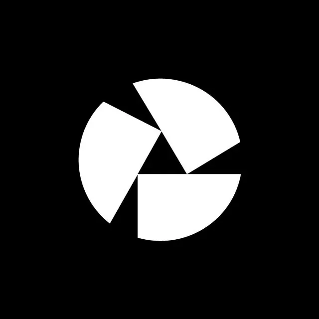 Aperture pinwheel mark, minimal, geometric, monochrome