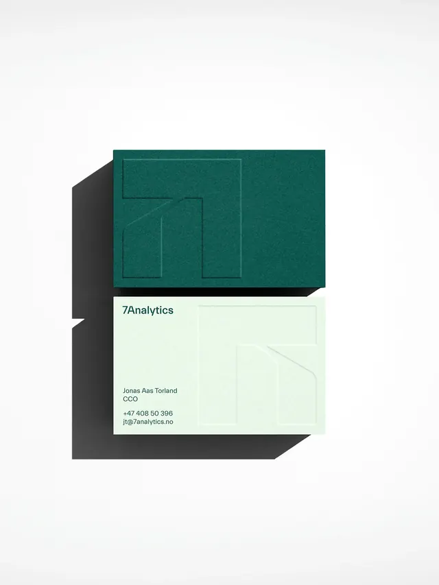 7Analytics embossed business cards, minimal, swiss, light