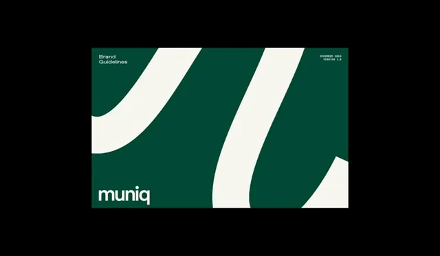Curved wave logo for Muniq, minimal, geometric, dark