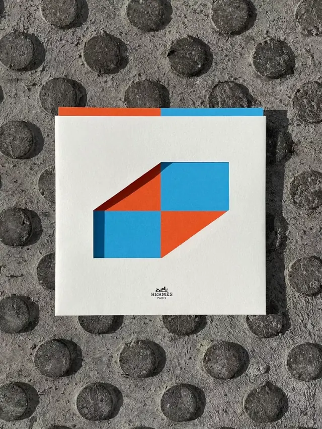 Isometric 3D color-block mark, geometric, abstract, vibrant