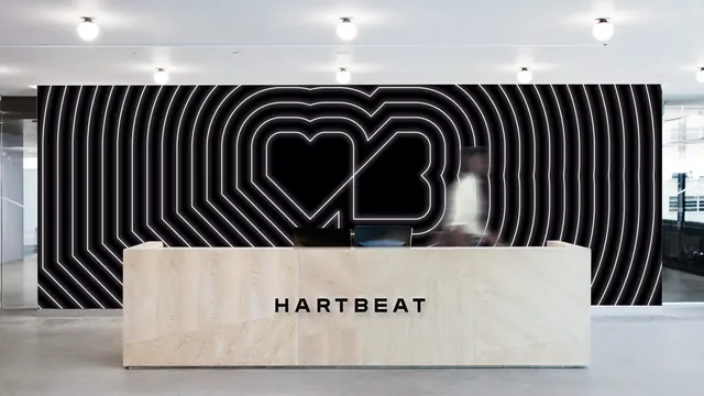 Hartbeat reception wall with concentric line heart mark, minimal, monochrome, monochrome