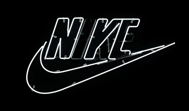 Nike Outline Logo