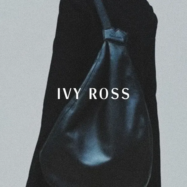 Ivy Ross logo, minimal, luxury, light