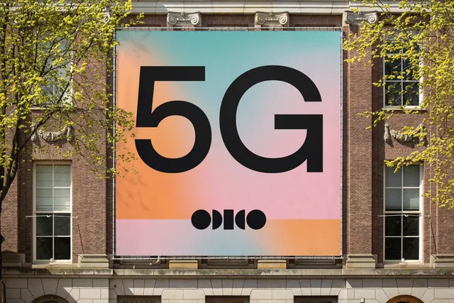 Odido 5G facade banner, minimal, gradient-heavy, gradient