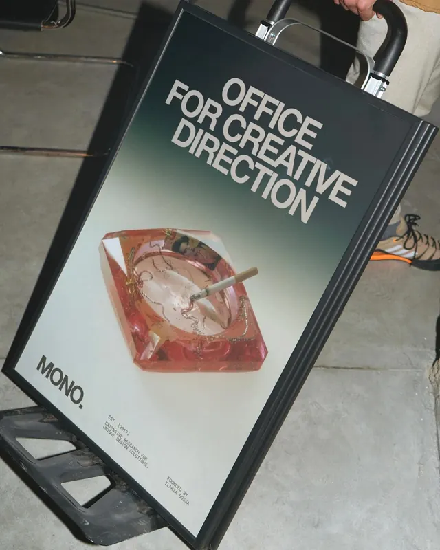 Mono Office Furniture Display