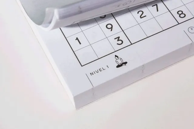 Minimal type specimen, minimal, light