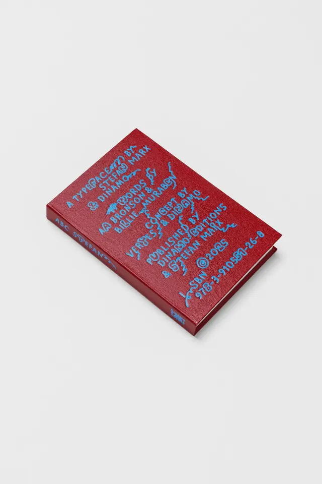 Minimal retro type specimen, minimal, retro, light