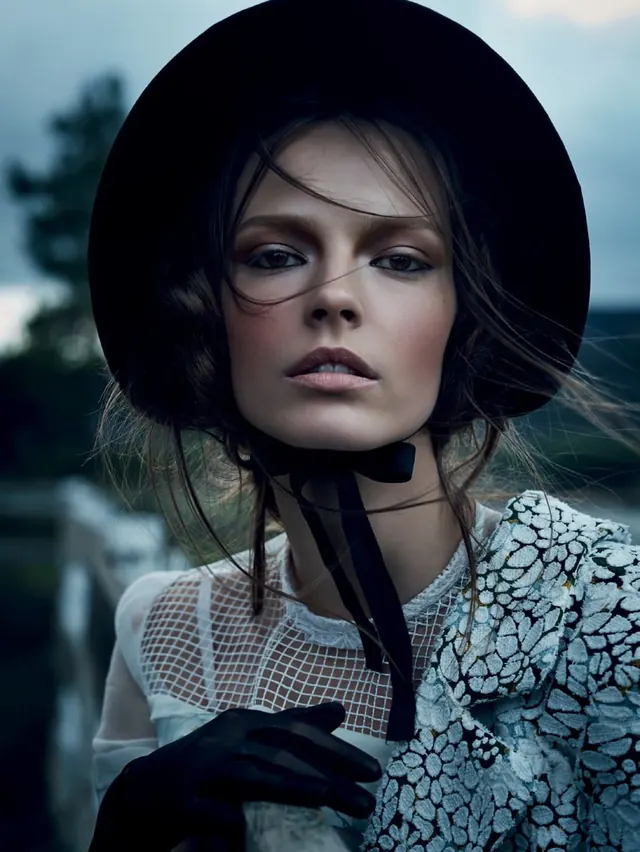 oIDO8qi, editorial, photographic, warm