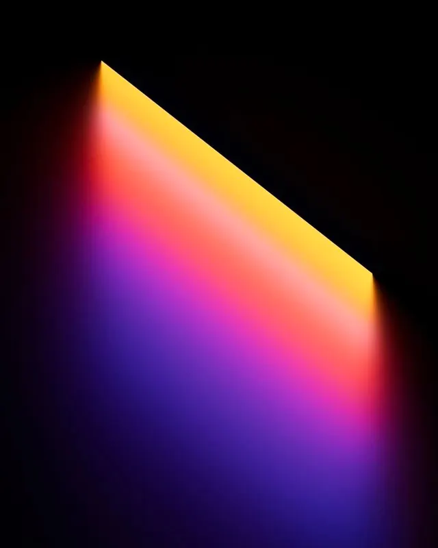 Vibrant gradient 3D geometric form, 3d-render, abstract, vibrant