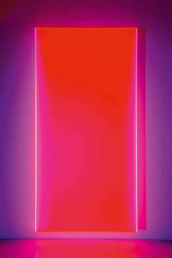 Neon Portal, gradient-heavy, dark-mode, vibrant