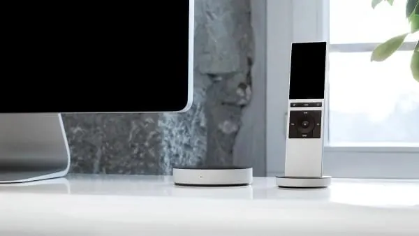 Minimalist Hardware Setup, minimal, corporate-clean, light