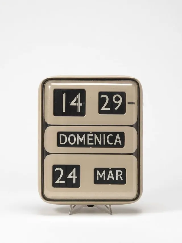 Flip clock calendar desk object, retro, minimal, light