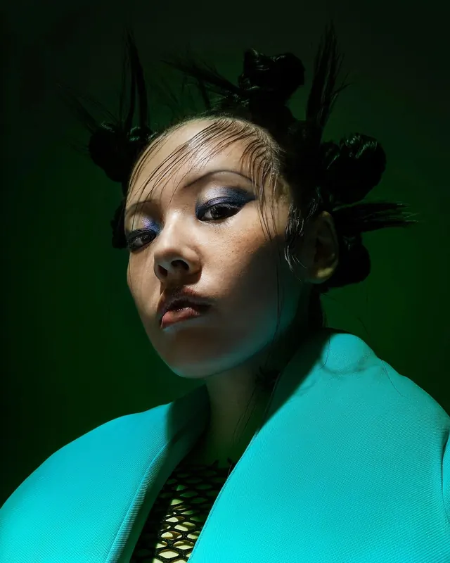 Portrait of a woman with ornate headpiece, photographic, luxury, vibrant