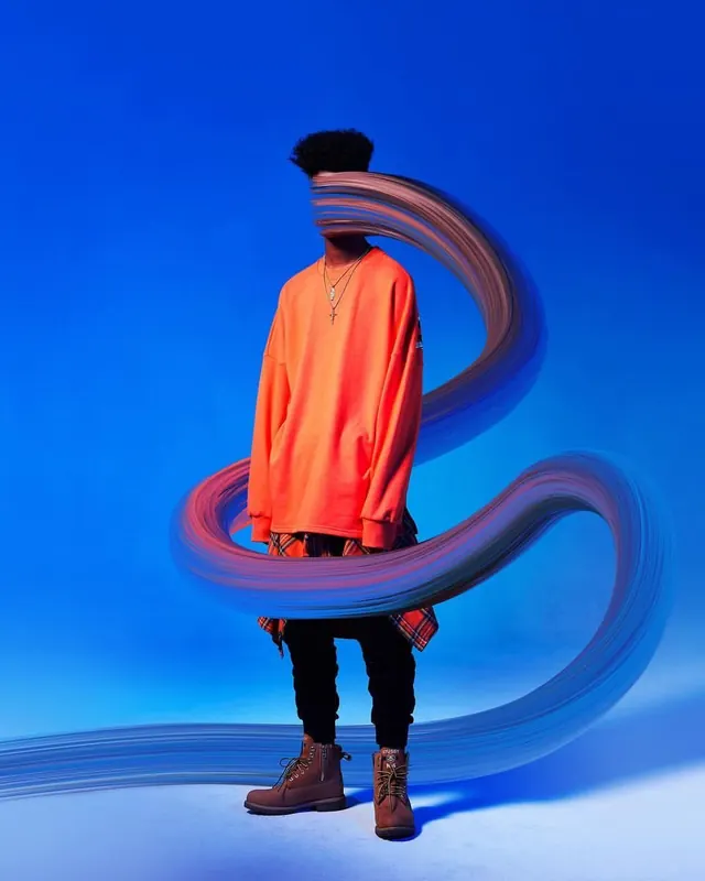 Abstract Figure with Fluid Ribbon, 3d-render, abstract, vibrant
