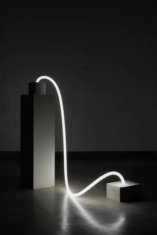 Neon Light Sculpture, minimal, geometric, dark