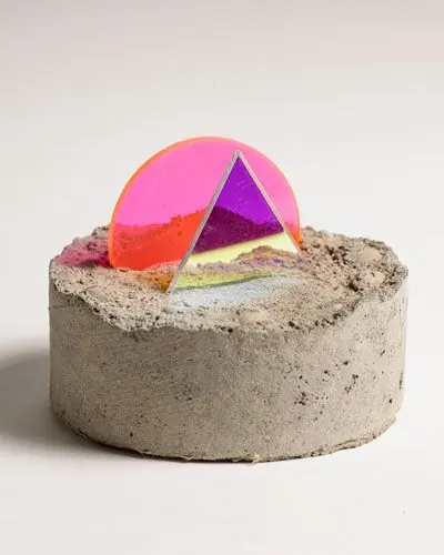 Esther Ruiz, organic, geometric, light