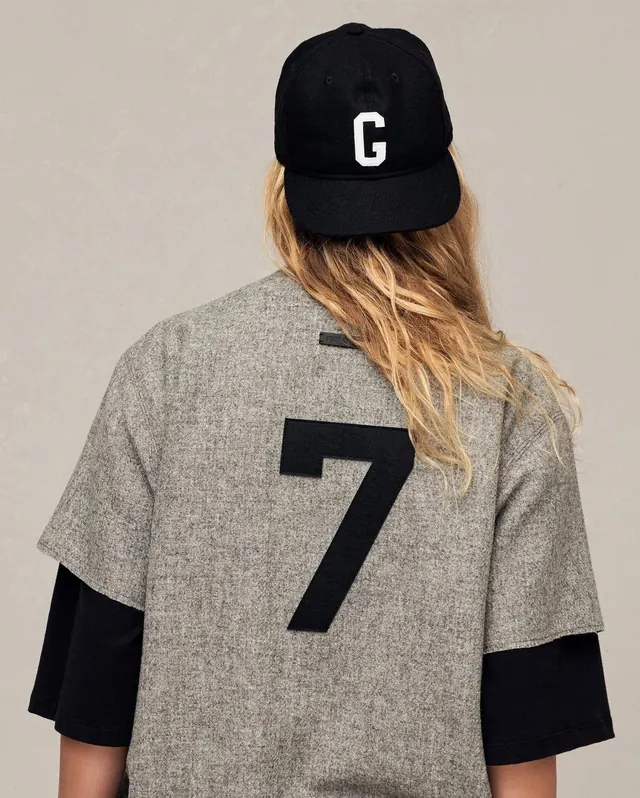 Graphic T-Shirt Mockup with Number 7, minimal, photographic, monochrome