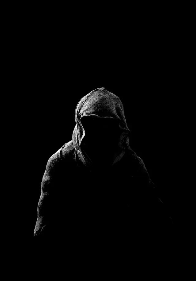 Monochrome Portrait of a Person in a Beanie, monochrome, minimal, monochrome