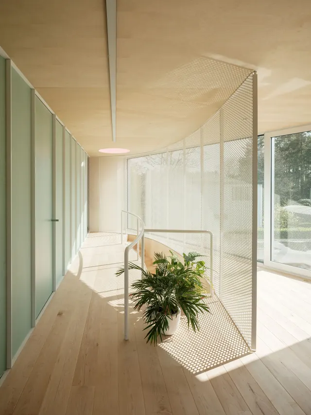 Minimalist Interior with Glass Partition, minimal, photographic, light