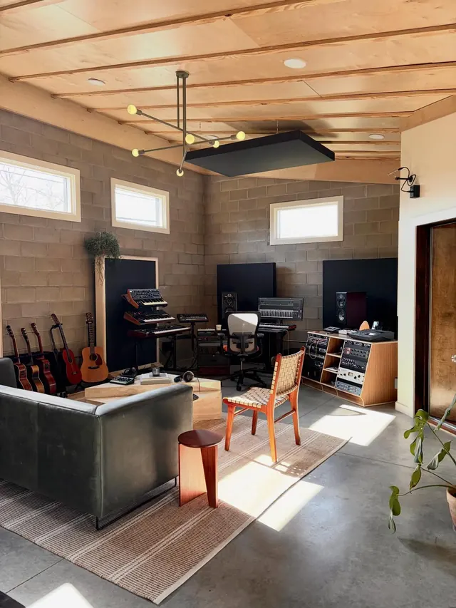 Modern Industrial Interior Design, photographic, minimal, warm
