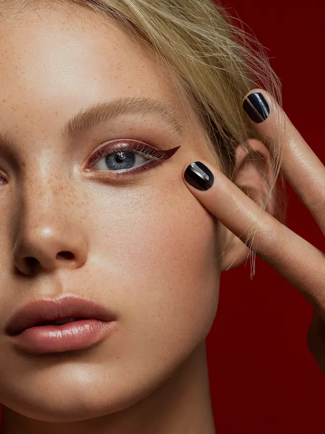Beauty Editorial Portrait, editorial, luxury, high-contrast