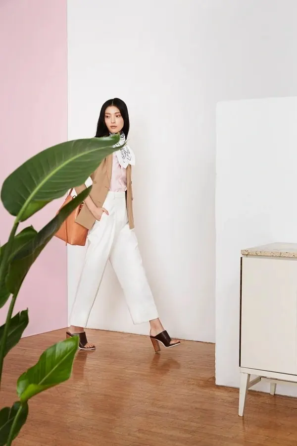 Fashion Editorial Mockup, minimal, photographic, light