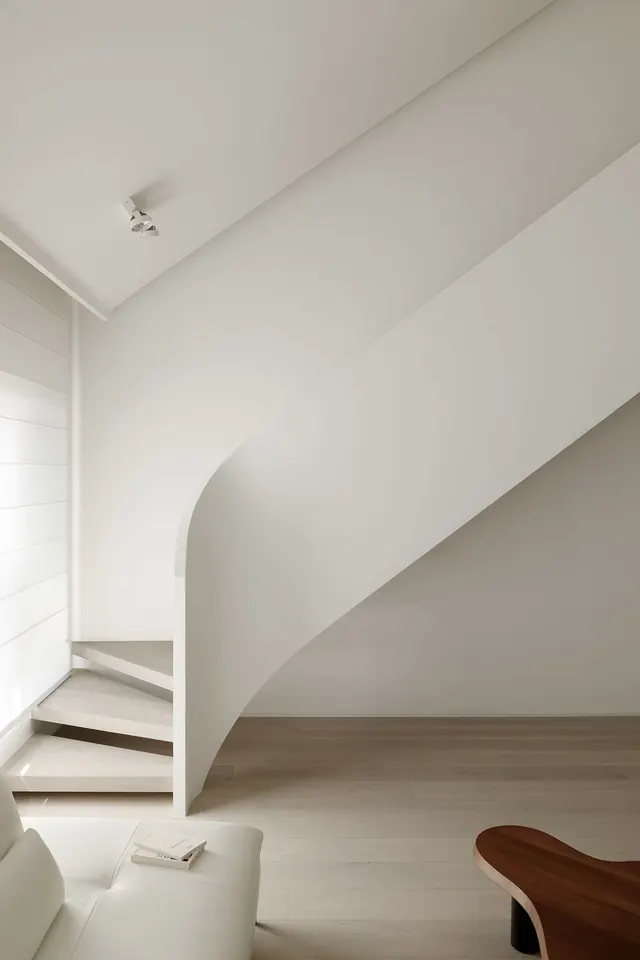 Minimalist Interior Staircase Design, minimal, luxury, light