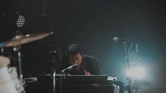 Live Music Performance Photography, photographic, dark-mode, dark