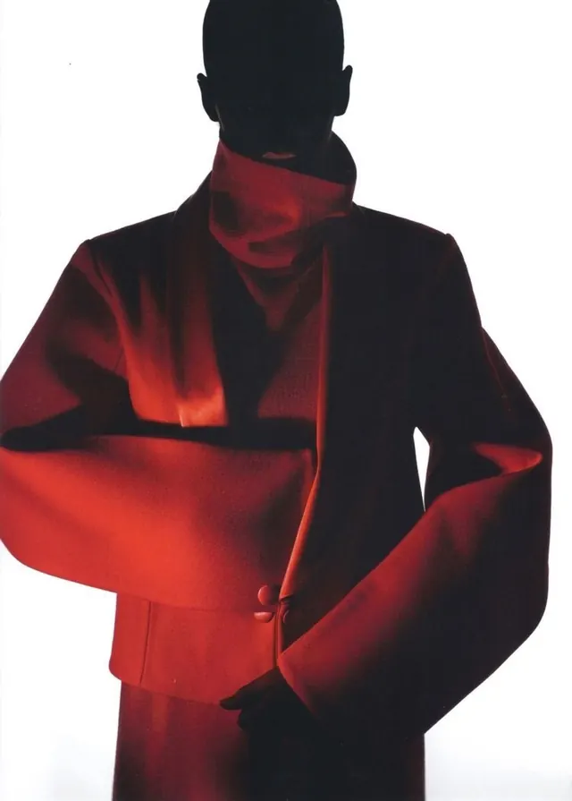 Red and Black Abstract Figure, minimal, abstract, vibrant
