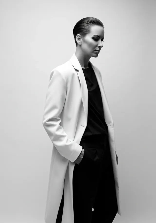 Fashion Editorial Portrait, minimal, monochrome, monochrome