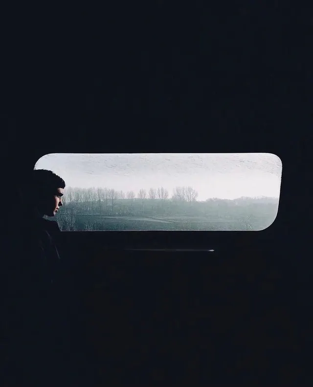 Landscape Window Mockup, minimal, dark-mode, dark