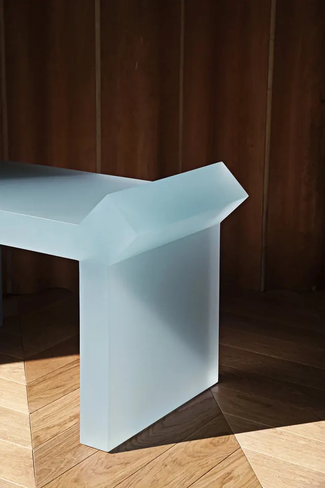 Frosted Glass 3D Render, minimal, glassmorphism, light