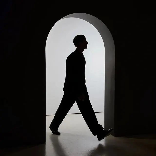 Silhouette in Archway, minimal, monochrome, monochrome