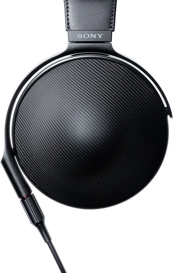 Sony Over-Ear Headphones, minimal, photographic, monochrome