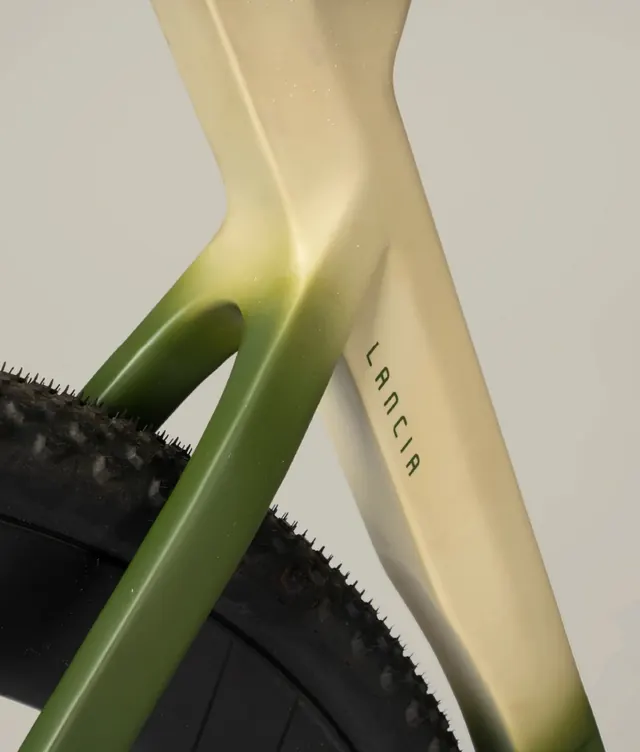 Lainer Bicycle Frame Detail, minimal, luxury, warm