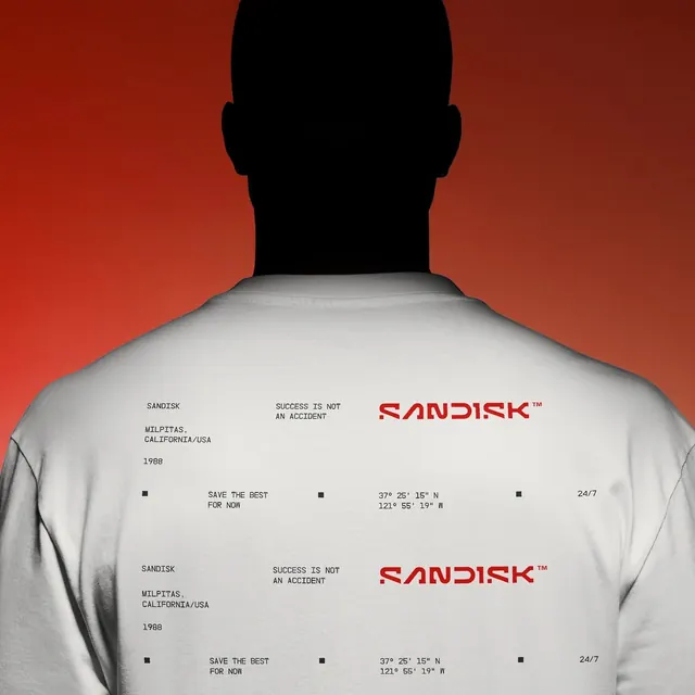 Sandisk Product Mockup, minimal, corporate-clean, high-contrast