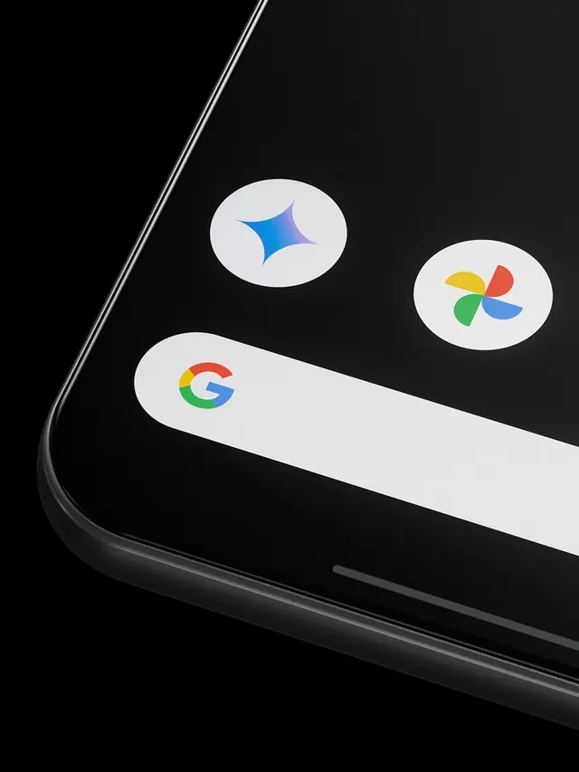 Smartphone App Interface Mockup, minimal, dark-mode, dark