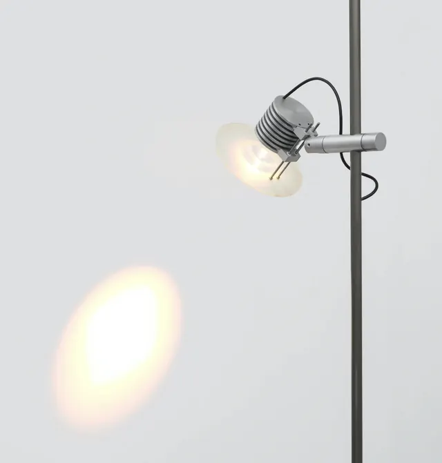 Minimalist Studio Lamp Mockup, minimal, light-mode, light