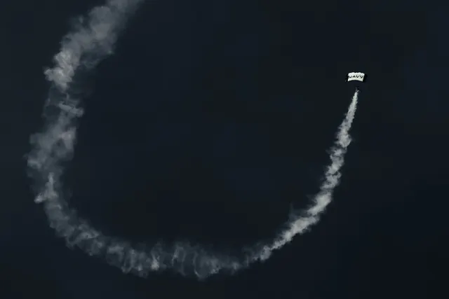 Abstract Smoke Trail Graphic, minimal, dark-mode, dark