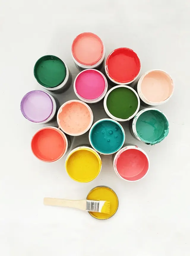 Colorful Circular Graphic Elements, minimal, playful, vibrant