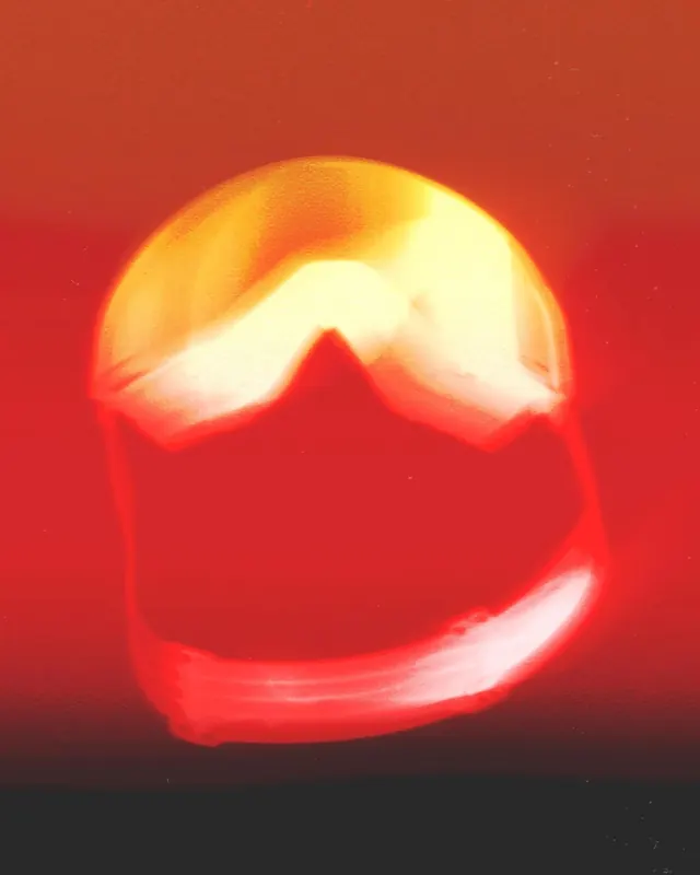 Abstract Red Sphere Graphic, 3d-render, gradient-heavy, vibrant