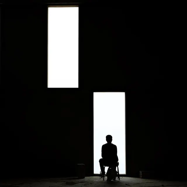 Silhouette in Light, minimal, monochrome, dark
