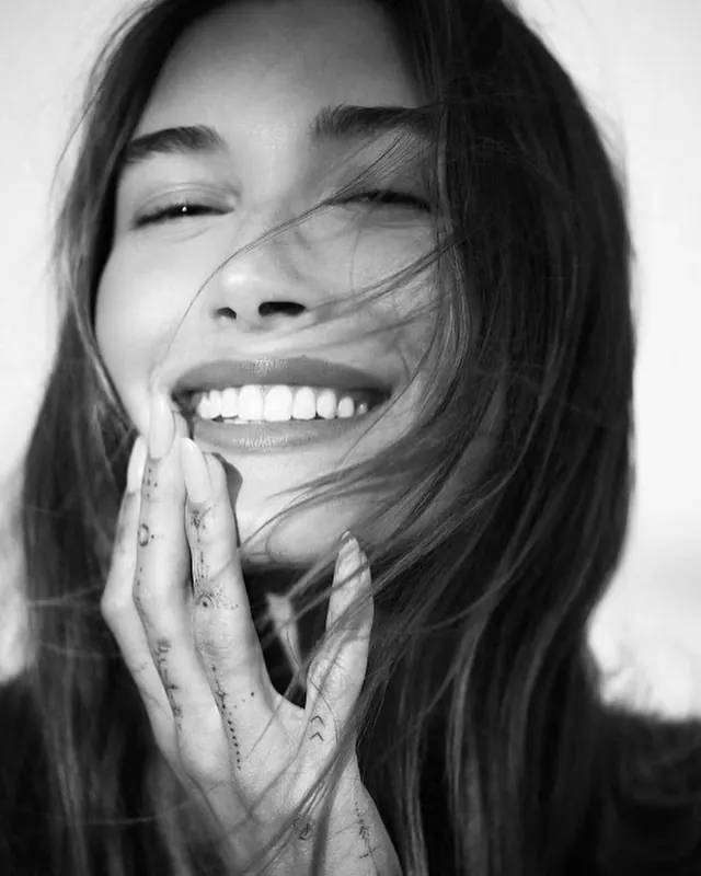 Black and White Portrait of a Smiling Woman, monochrome, photographic, monochrome