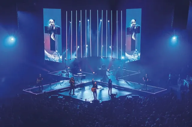 Live Concert Stage Design, dark-mode, photographic, dark