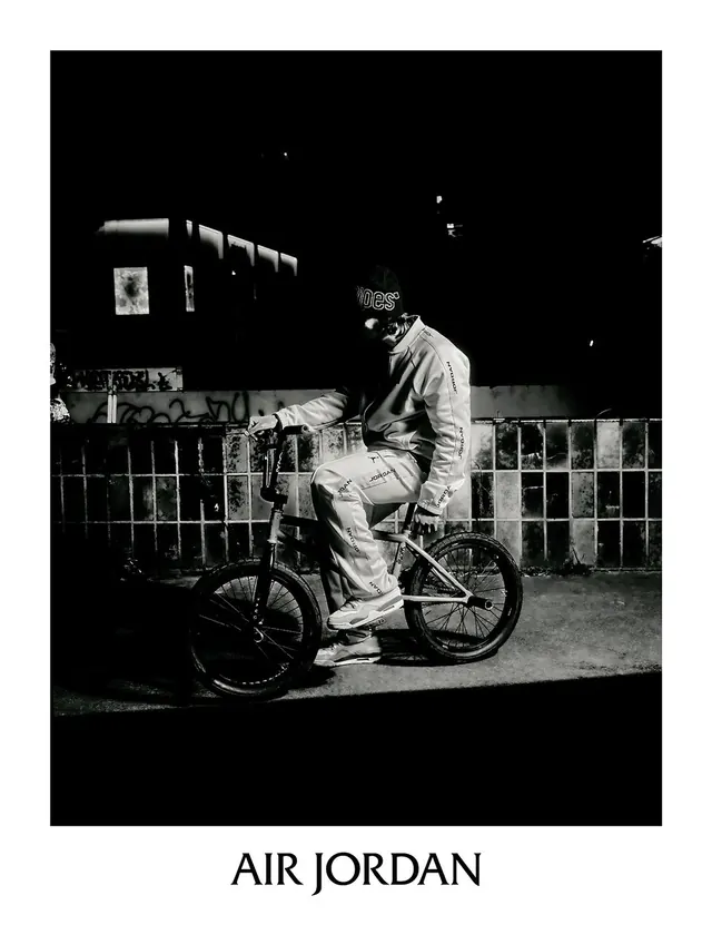 Air Jordan Monochrome Photography, monochrome, photographic, monochrome