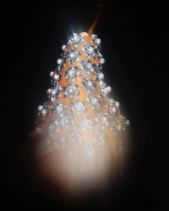 Sparkling Christmas Tree, photographic, luxury, dark