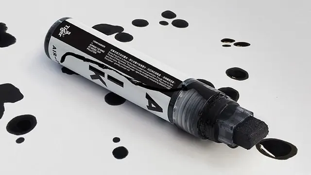 Black and White Product Mockup, minimal, monochrome, monochrome