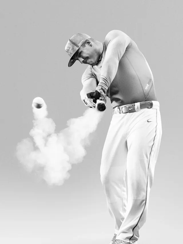 Athlete in Motion, monochrome, photographic, monochrome